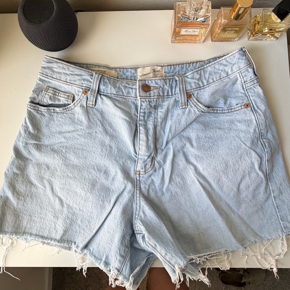 Universal Thread Light Blue Jean Shorts